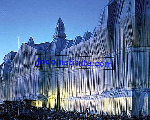 Christo dan Jeanne-Claude: Reichstag yang dibungkus