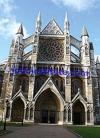 Westminster Abbey, Londra'nın Kuzey girişi.