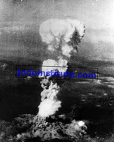 pengeboman atom Hiroshima
