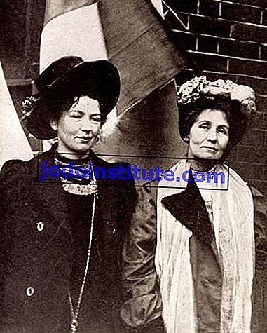 Dame Christabel Harriette Pankhurst ve Emmeline Pankhurst