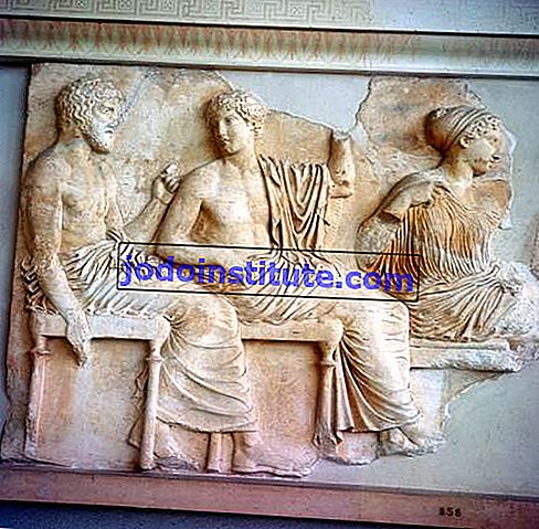 Parthenon frizi: Poseidon, Apollo ve Artemis
